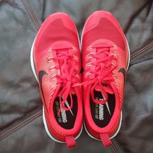 Mens Nike free train versatility running shoes